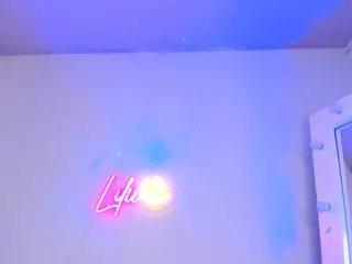 Lilii Moon's Live Sex Cam Show