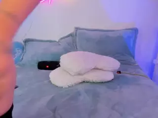 Lilii Moon's Live Sex Cam Show