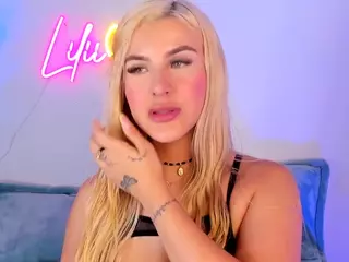 Lilii Moon's Live Sex Cam Show