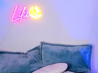Lilii Moon's Live Sex Cam Show