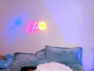 Lilii Moon's Live Sex Cam Show