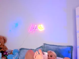Lilii Moon's Live Sex Cam Show