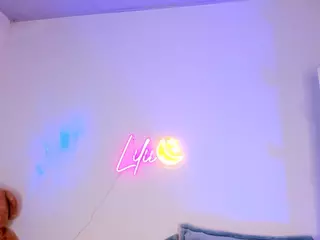 Lilii Moon's Live Sex Cam Show