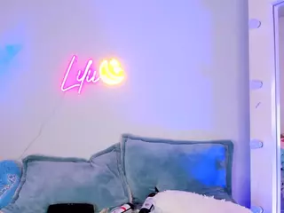 Lilii Moon's Live Sex Cam Show