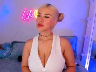 Lilii Moon's Live Sex Cam Show