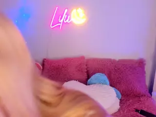 Lilii Moon's Live Sex Cam Show