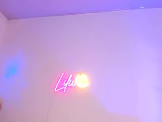 Lilii Moon's Live Sex Cam Show