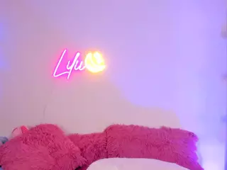 Lilii Moon's Live Sex Cam Show