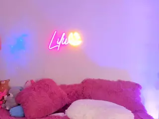 Lilii Moon's Live Sex Cam Show