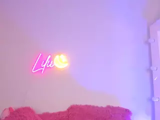 Lilii Moon's Live Sex Cam Show