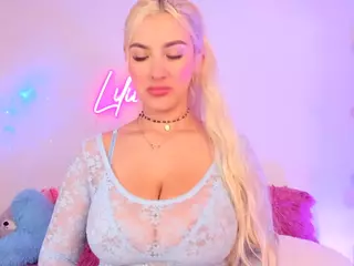Lilii Moon's Live Sex Cam Show