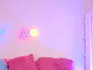 Lilii Moon's Live Sex Cam Show