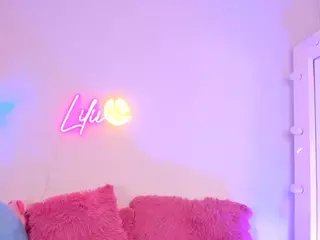 Lilii Moon's Live Sex Cam Show