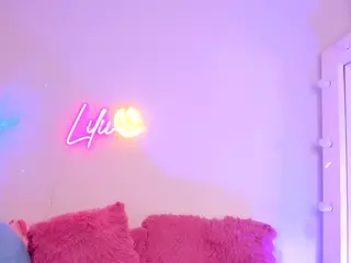 Lilii Moon's Live Sex Cam Show
