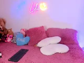 Lilii Moon's Live Sex Cam Show
