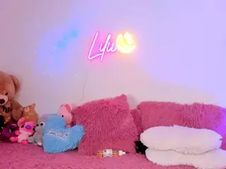 Lilii Moon's Live Sex Cam Show