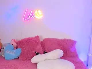 Lilii Moon's Live Sex Cam Show