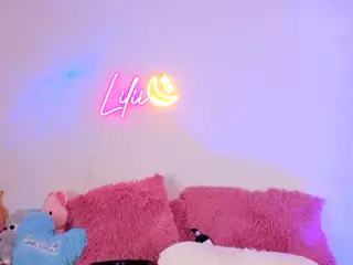 Lilii Moon's Live Sex Cam Show