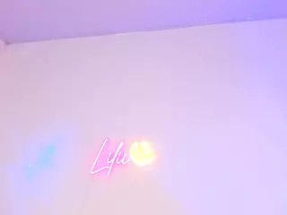 Lilii Moon's Live Sex Cam Show