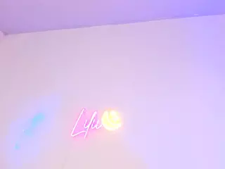 Lilii Moon's Live Sex Cam Show