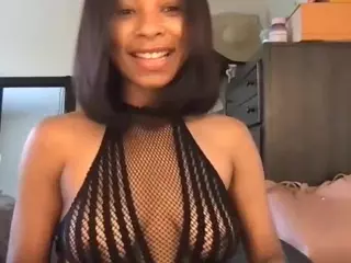 Your Dream Doll's Live Sex Cam Show