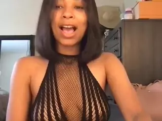 Your Dream Doll's Live Sex Cam Show