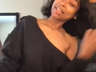 Your Dream Doll's Live Sex Cam Show