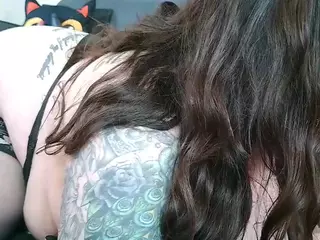 Iwazsoaking's Live Sex Cam Show