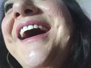 Iwazsoaking's Live Sex Cam Show