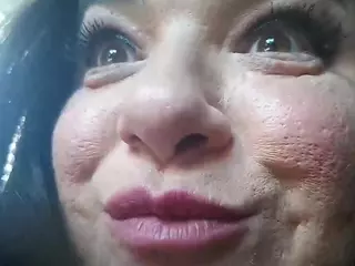 Iwazsoaking's Live Sex Cam Show