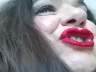 Iwazsoaking's Live Sex Cam Show