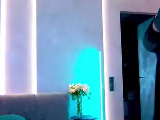 AzureWhisper's Live Sex Cam Show