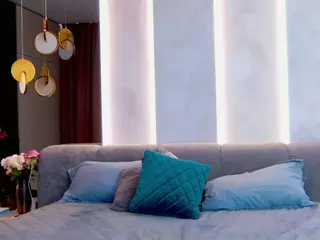 AzureWhisper's Live Sex Cam Show