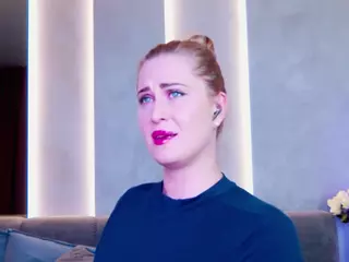AzureWhisper's Live Sex Cam Show