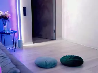 AzureWhisper's Live Sex Cam Show