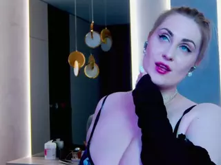 AzureWhisper's Live Sex Cam Show