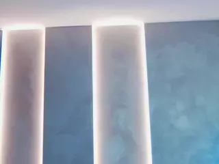AzureWhisper's Live Sex Cam Show