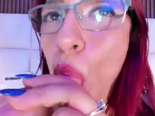 naughty-flower's Live Sex Cam Show