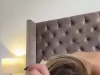 Andrea's Live Sex Cam Show