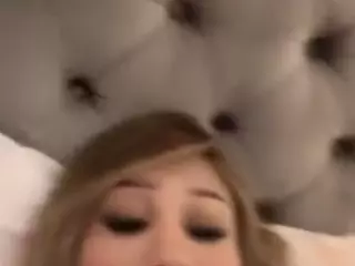 Andrea's Live Sex Cam Show