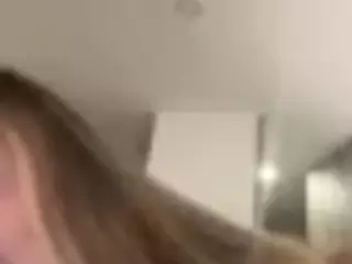 Andrea's Live Sex Cam Show