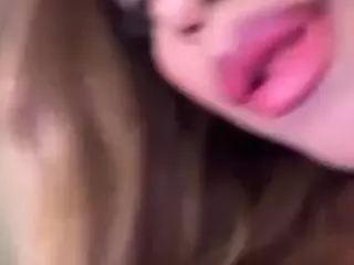 Andrea's Live Sex Cam Show