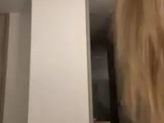Andrea's Live Sex Cam Show