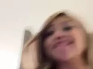 Andrea's Live Sex Cam Show