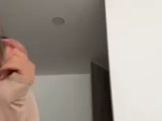 Andrea's Live Sex Cam Show