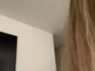 Andrea's Live Sex Cam Show