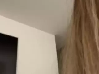 Andrea's Live Sex Cam Show