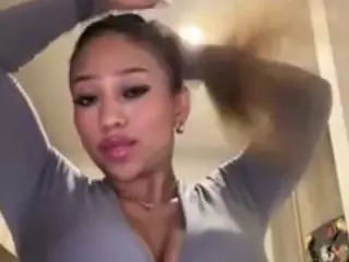 Andrea's Live Sex Cam Show