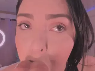 Julieta Vargas's Live Sex Cam Show
