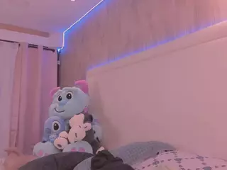 Julieta Vargas's Live Sex Cam Show